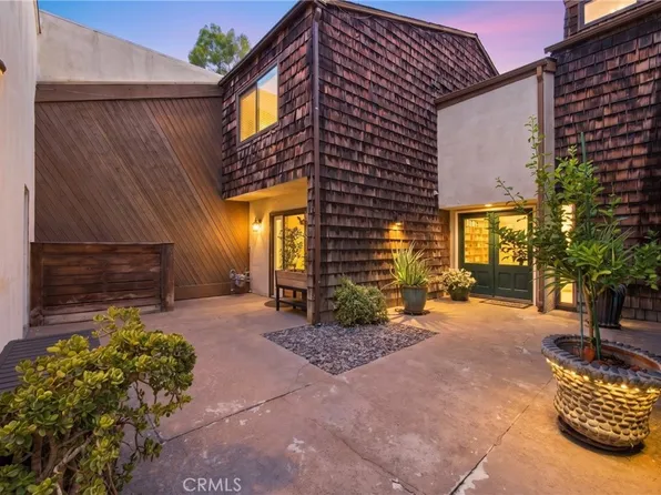 9415 Friendly Woods Ln, Whittier, CA 90605