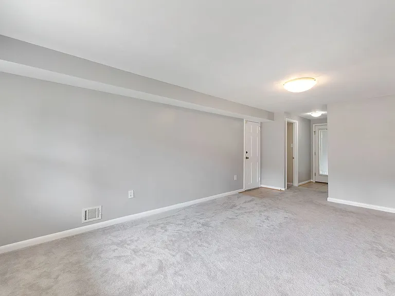1805 Ingemar Ct — Photo 8