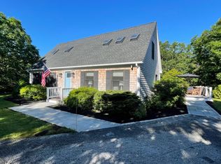 205 Vineyard Meadow Farms Rd, West Tisbury, MA 02575