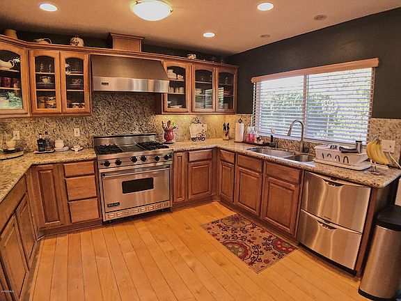 4th image of 103 Los Padres Dr