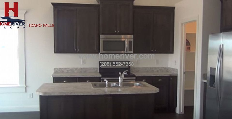 1st image of 3917 E Marble Dr