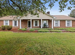 4006 Gumtree Rd, Winston Salem, NC 27107