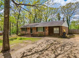 110 Heights Dr, Oxford, MS 38655