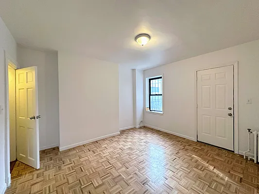 Rented by Douglas Elliman | media 24