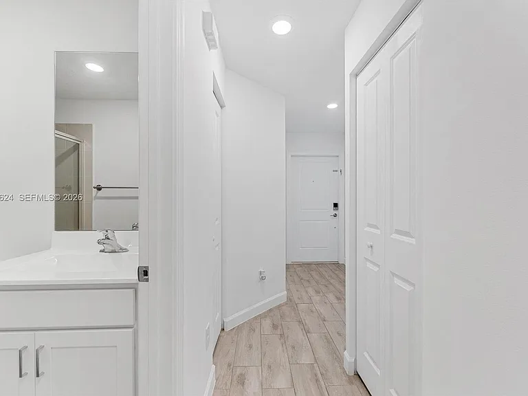 5010 Genove Pl #5010 — Photo 30