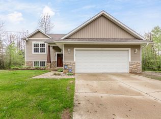 11121 102nd Ave, West Olive, MI 49460