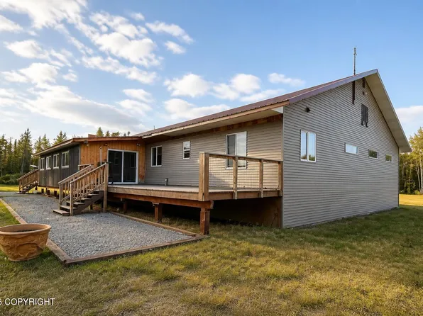 276.5 Parks Hwy, Anderson, AK 99744