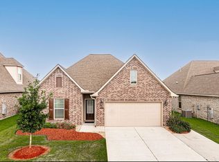 41332 Hackett Canal Dr, Gonzales, LA 70737