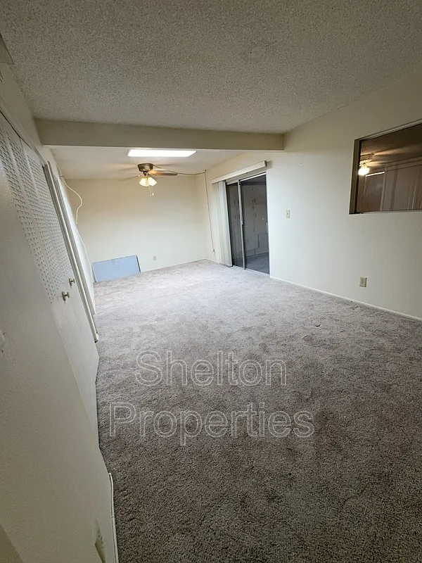 2 bed, 2.0 bath, 1025 sqft, $1,495 — Photo 3