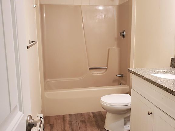 5th image of 1159 Douglas Ave #8