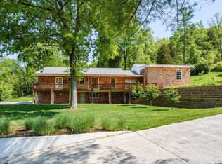 6696 Blue Rock Rd, Cincinnati, OH 45247