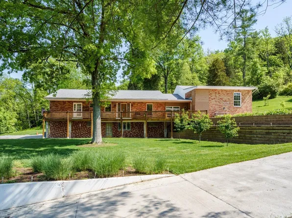 6696 Blue Rock Rd, Cincinnati, OH 45247