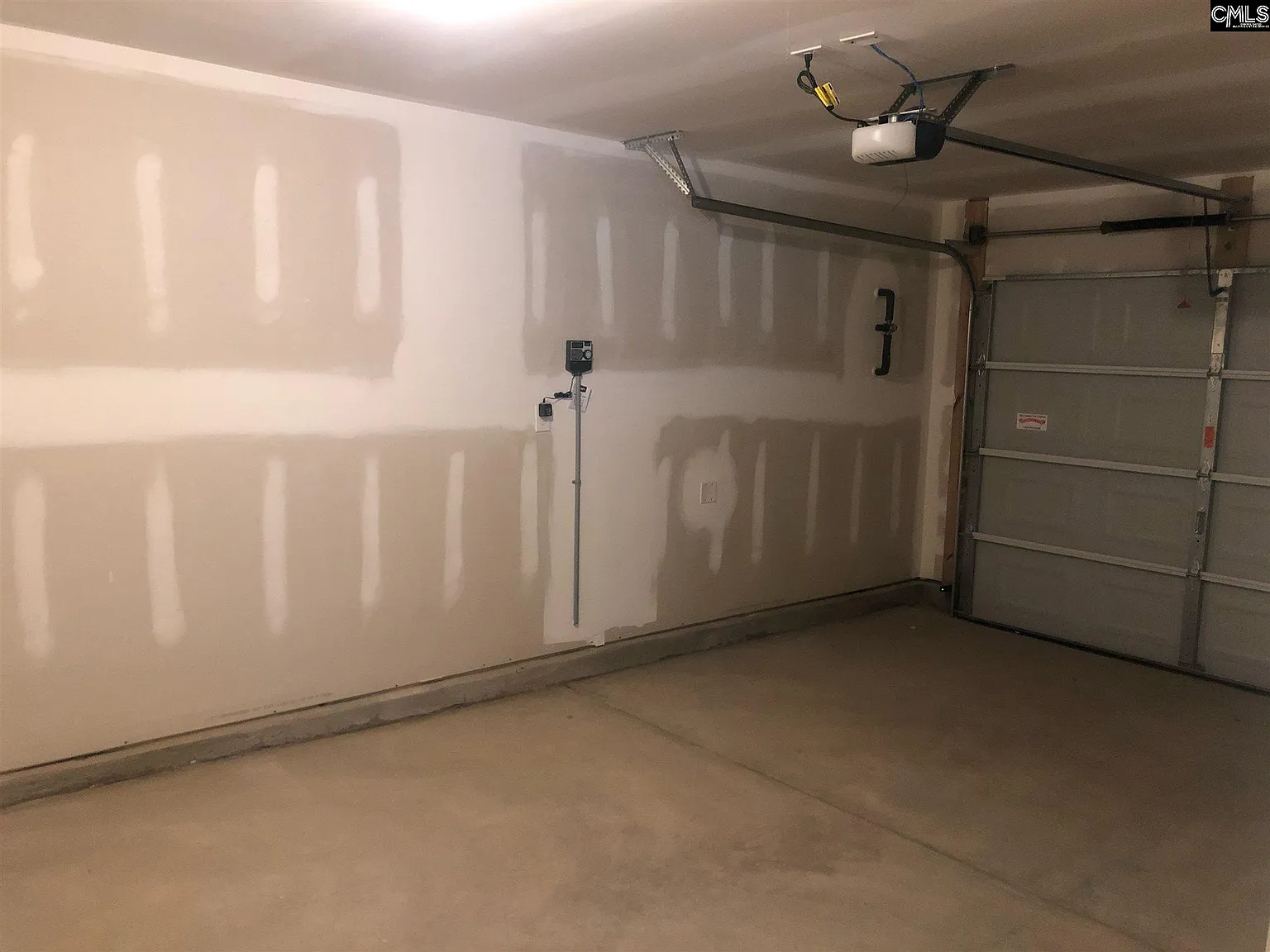 3 bed, 1476 sqft, $1,895 — Photo 2