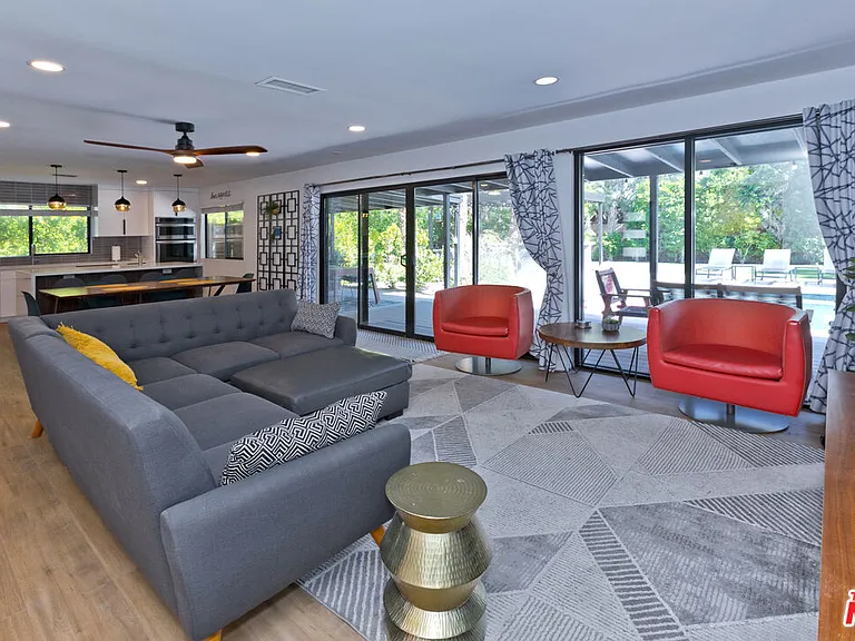 2660 N Farrell Dr — Photo 25