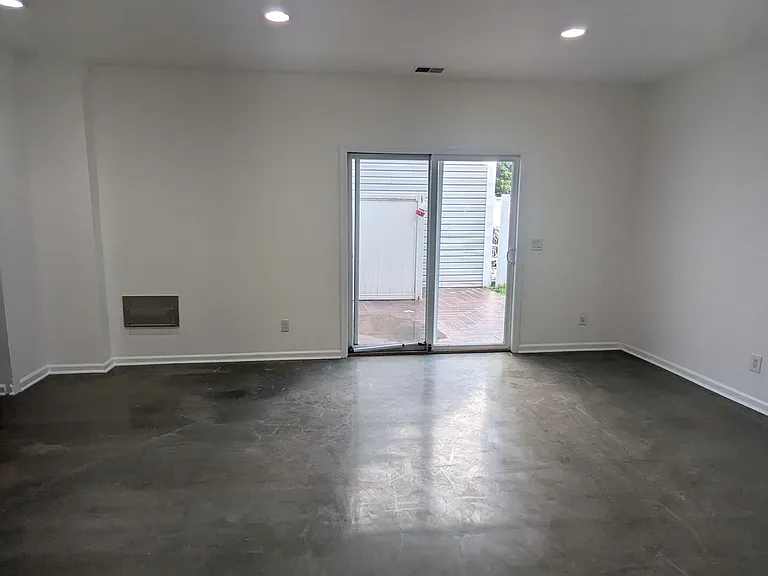 200 Burnett Ave #3 — Photo 19