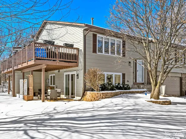 13921 Herald Ct, Apple Valley, MN 55124