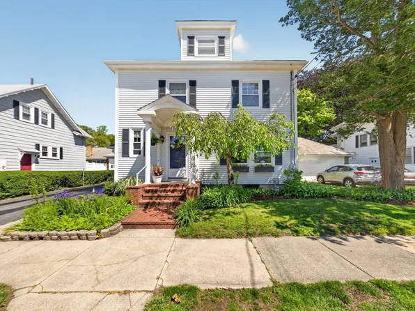 119 Plymouth St, New Bedford, MA 02740
