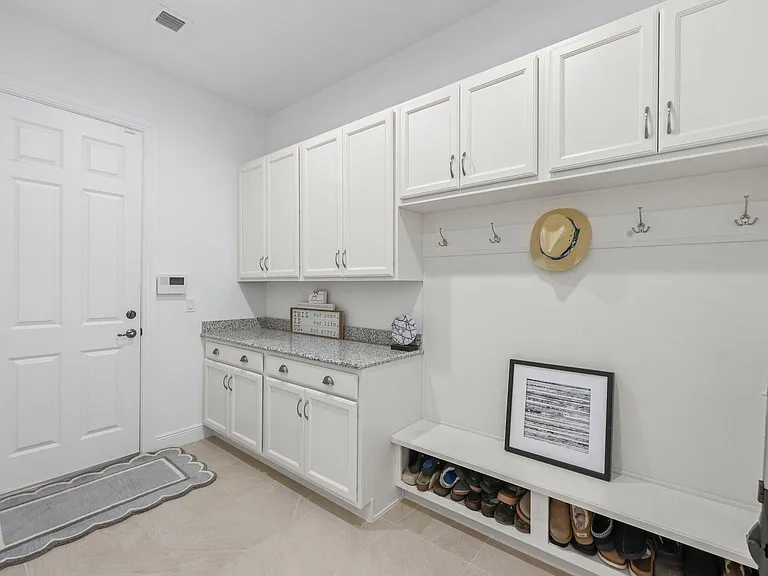 9368 Cantal Cir E — Photo 36