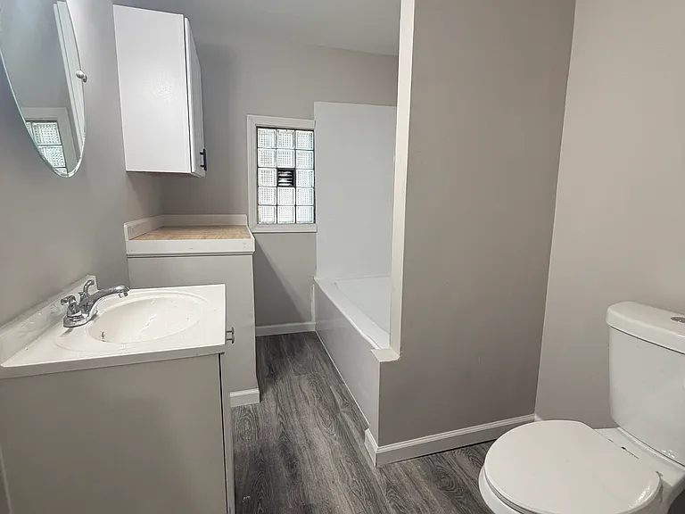 179 Sargeant St #2 — Photo 4