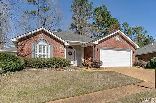 2nd image of 6372 Woodmere Dr