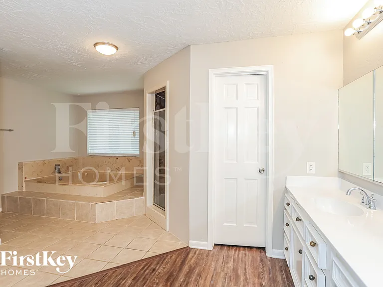 6511 Misty Spring Ln — Photo 11