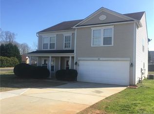 1331 Dunmore Ct, Clover, SC 29710
