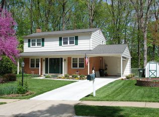 6609 Reynard Dr, Springfield, VA 22152