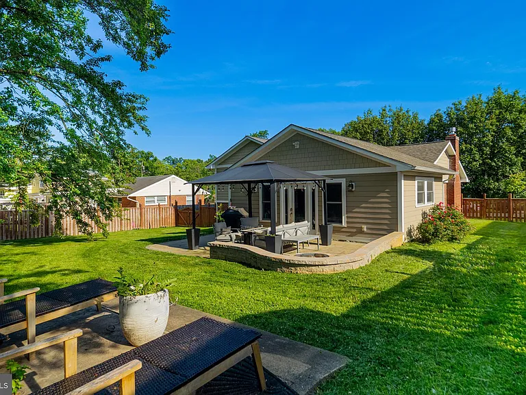 6712 New Hope Dr — Photo 14