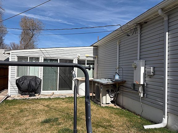 4th image of 742 Fort Hall Ave