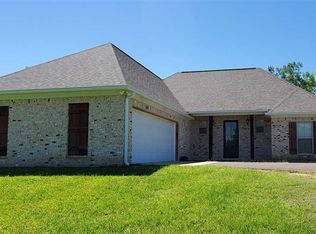 821 Pat Luckett Rd, Canton, MS 39046