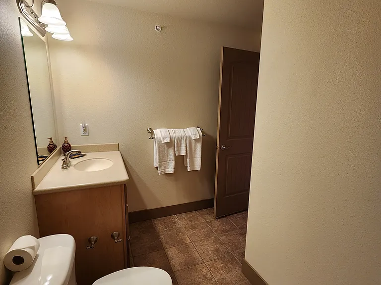 528 Silverleaf Dr — Photo 14
