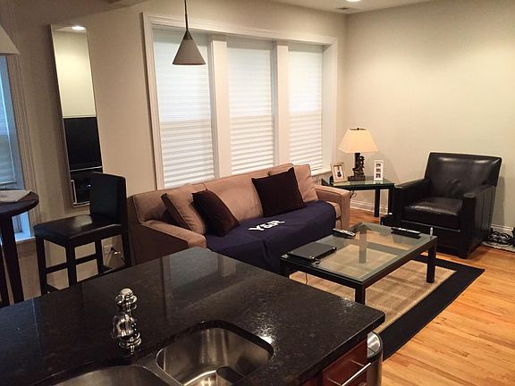 5th image of 1634 W Grace St #1H
