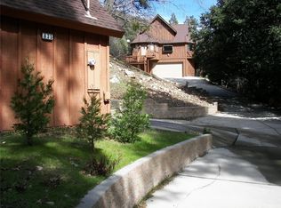 635 Cedar Lake Dr, Crestline, CA 92325
