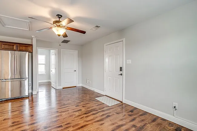 4203 Aspen Grove Ct — Photo 12