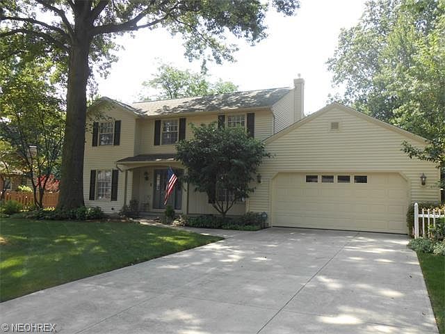 1st image of 32297 Stoney Brook Dr
