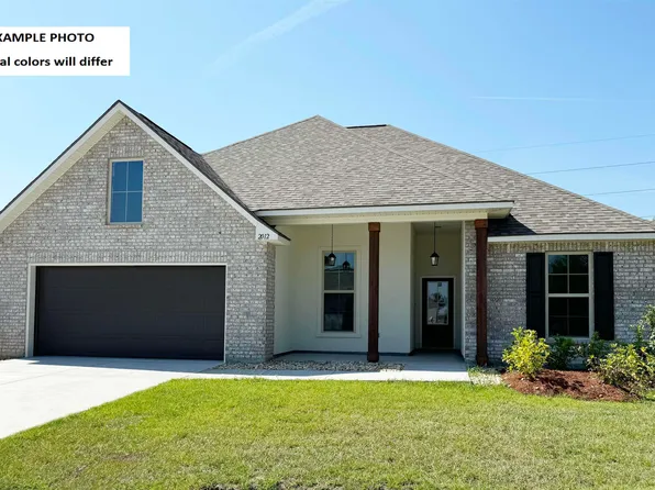 18752 Corlis Green Dr, Zachary, LA 70791