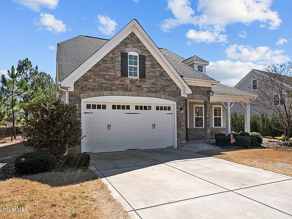 2nd image of 116 Old Club House Ln