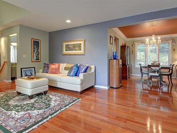 3rd image of 235 Clarken Dr
