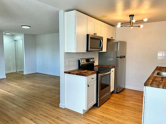 3rd image of 4215 S 66th St #14
