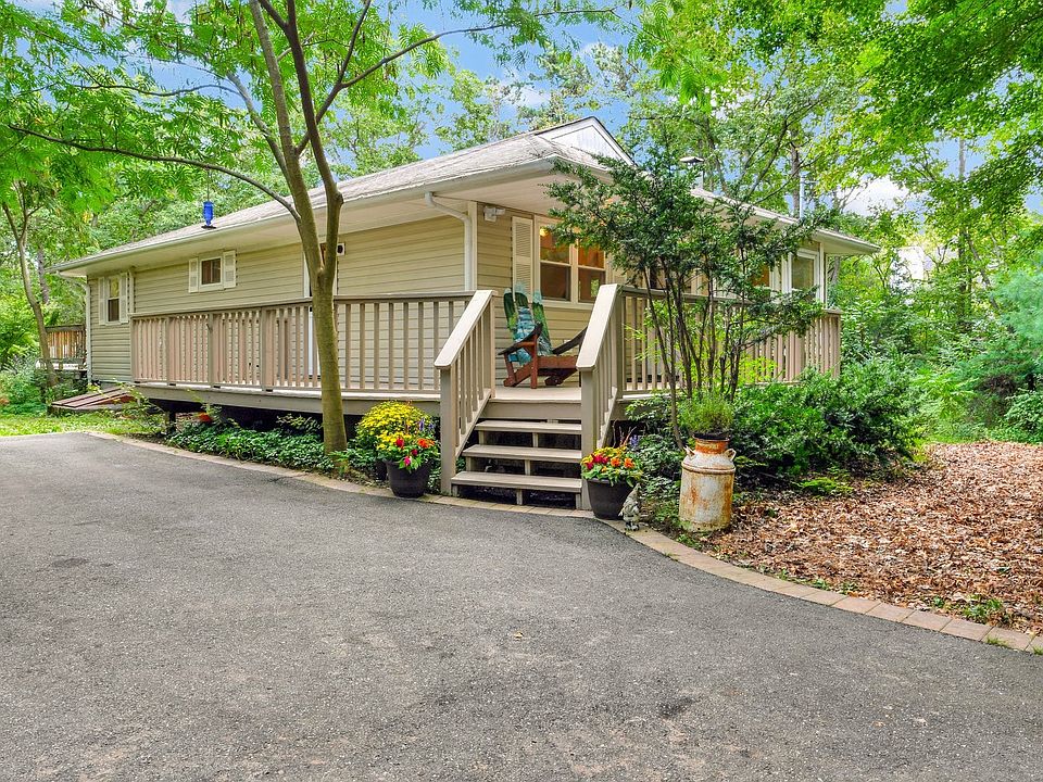 1st image of 309 Woodland Ave