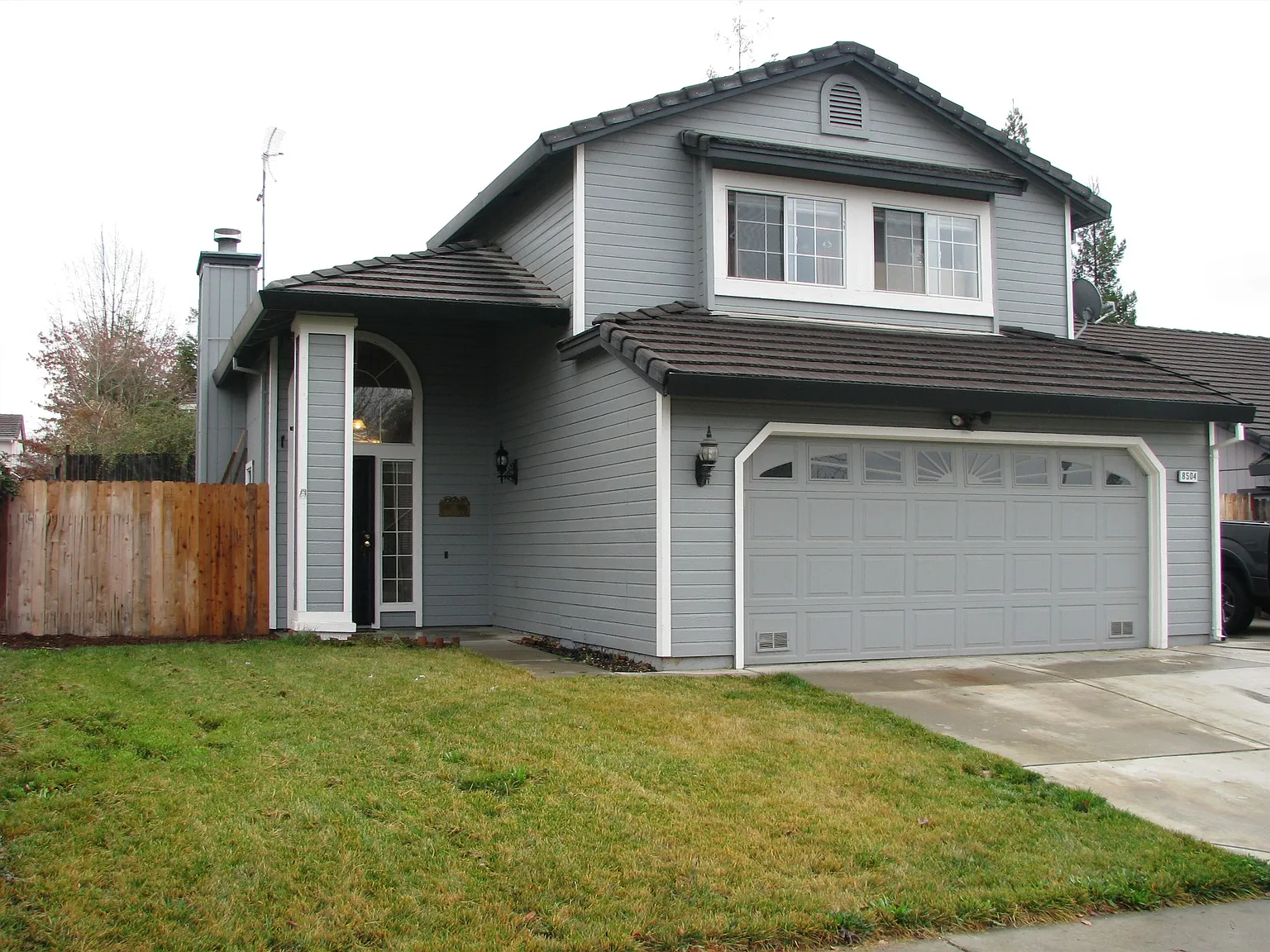 8504 Crystal Ridge Way photo 1