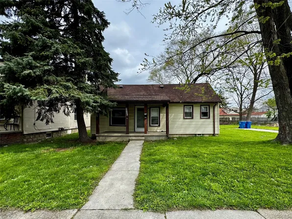 8045 Cadillac Ave, Warren, MI 48089