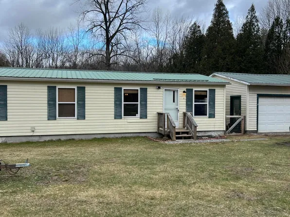 180 Factoryville Road, Crown Point, NY 12928