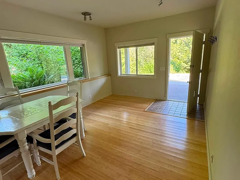 20205 Chautauqua Beach Rd SW — Photo 8