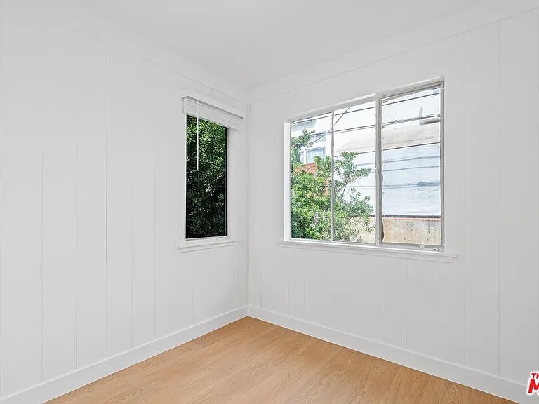 1754 Malcolm Ave #5 — Photo 17