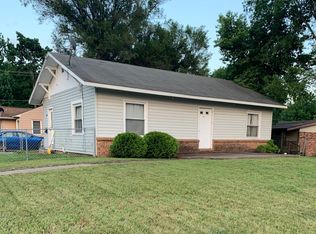 303 S Schrader Ave, Havana, IL
