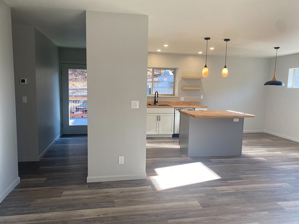 Kitchen area/back door