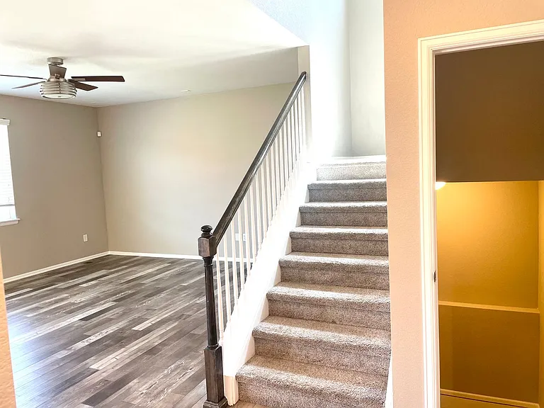 25147 E Maple Ave — Photo 6
