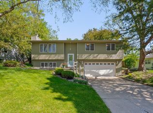 1807 Linden Ave, Cedar Falls, IA 50613