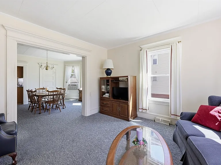 367 Broadway St #1 — Photo 13